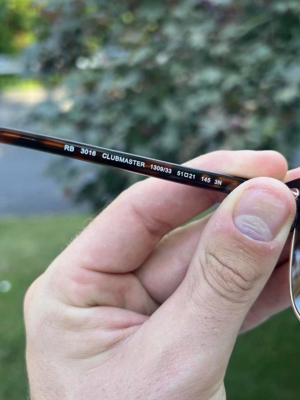 Ray-Ban sunglasses - Picture 3 of 3